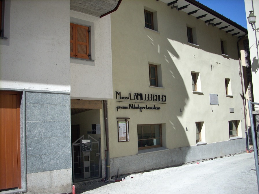 Golgi Museum, Corteno - 01.jpg